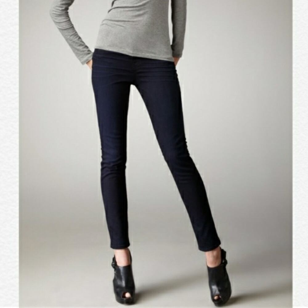 J Brand skinny leg deep blue color sz 26 dynamite